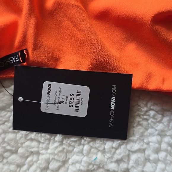 Fashion Nova One Shoulder Jumpsuit - Picture 5 of 14